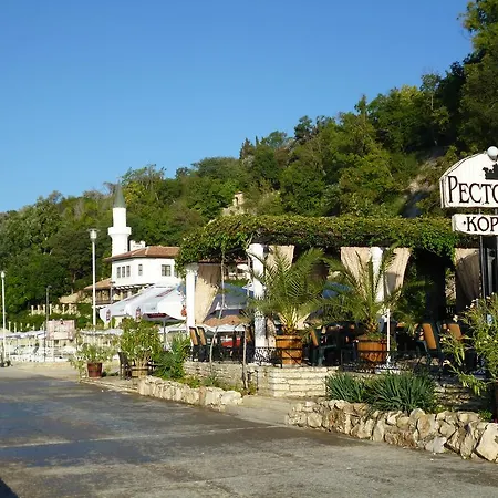 Hotel Ahilea - Free Pool Access 3*