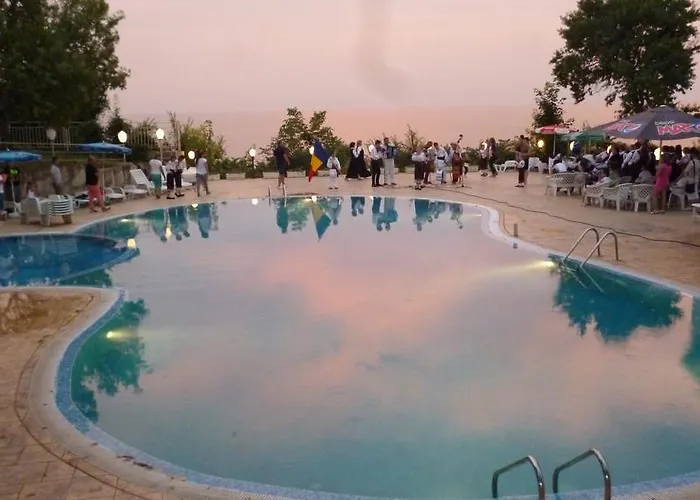 Ahilea - Free Pool Access Balcic