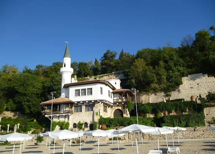 Ahilea - Free Pool Access Hotel Balcic