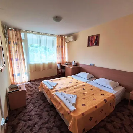 Ahilea - Free Pool Access 3* Балчик