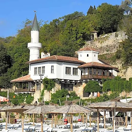 Hotel Ahilea - Free Pool Access 3*