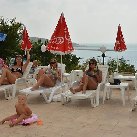 Ahilea - Free Pool Access Balchik