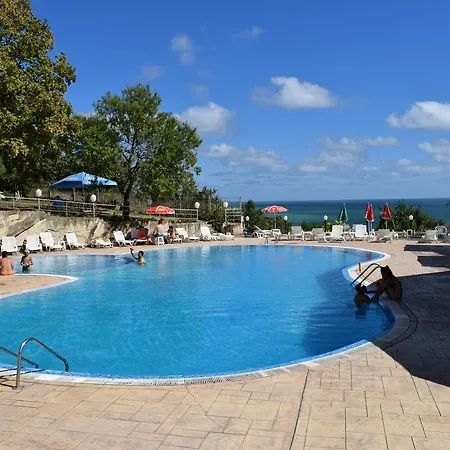 Ahilea - Free Pool Access 3* Balcsik