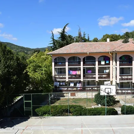 Ahilea - Free Pool Access Szálloda