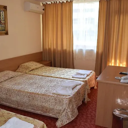 Szálloda Ahilea - Free Pool Access 3*