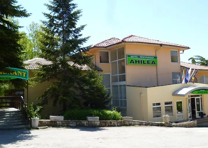 Ξενοδοχείο Ahilea - Free Pool Access 3*