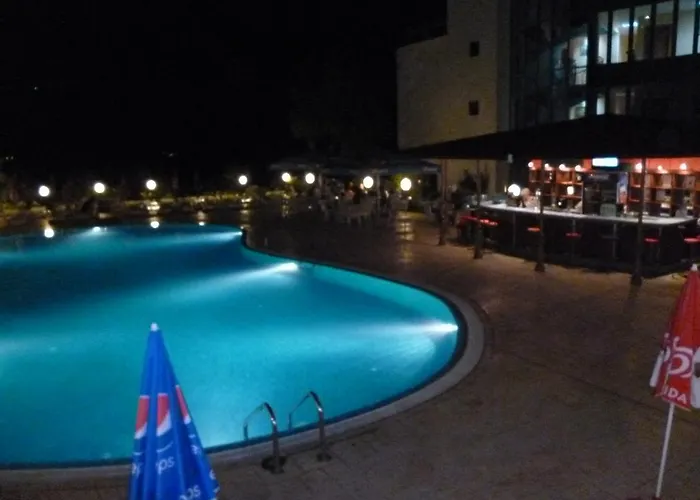 Ahilea - Free Pool Access Ξενοδοχείο