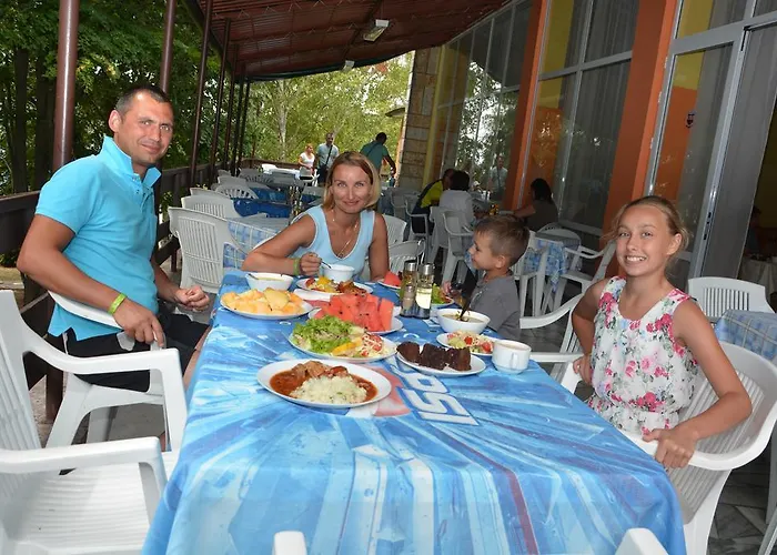 Ahilea - Free Pool Access Ξενοδοχείο